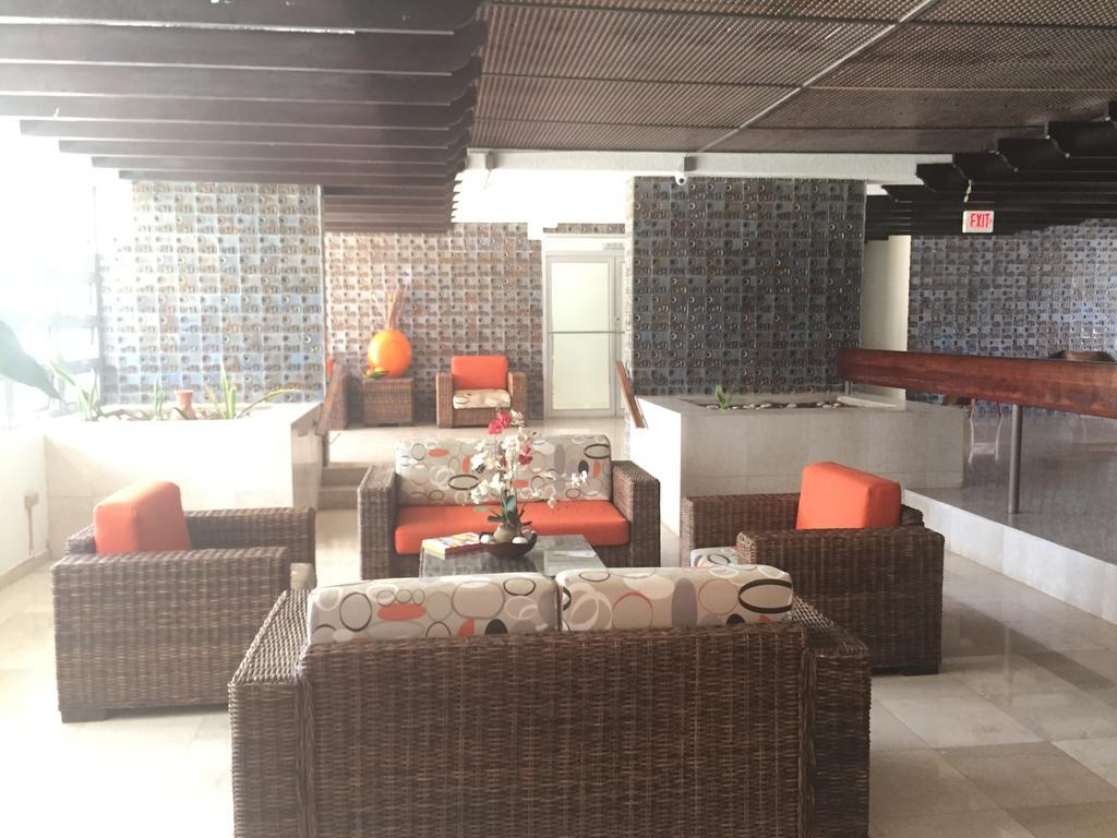 Marbella Del Caribe Beachfront San Juan Exterior photo